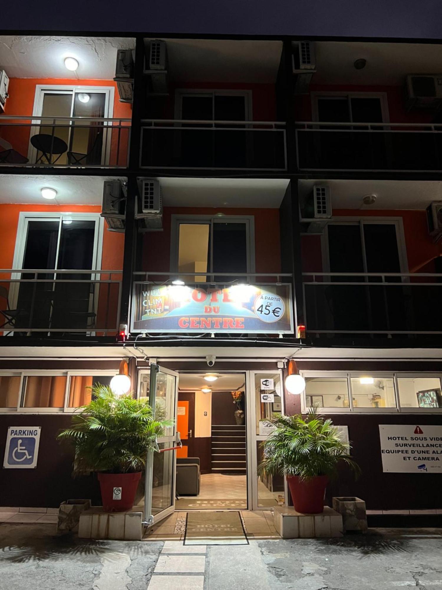 Hotel Du Centre Saint-Denis Eksteriør billede